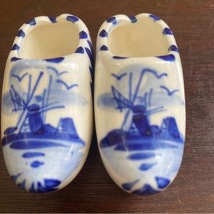 BLUE DELFT Miniature Dutch Clog Shoes Decorative Hand Painted Vintage Ceramic